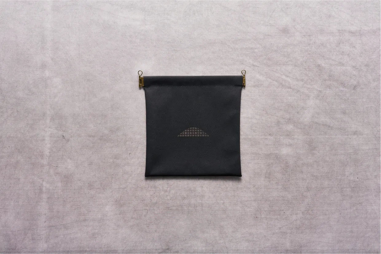 L-shape fastener wallet